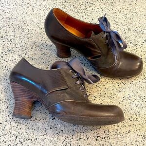 Naya 9.5 with ribbon